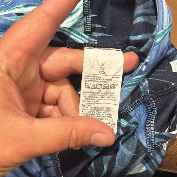 Old Navy Elevate leggings - Picture 4 of 5